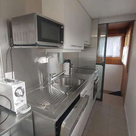 By Interhome بيت للعطل